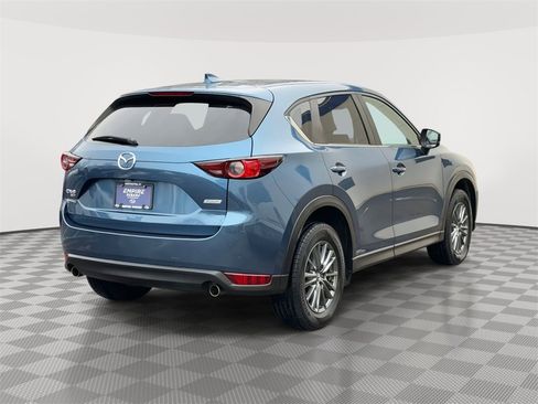 Used 2017 MAZDA CX-5 Touring w/ Preferred Equipment Package image 4