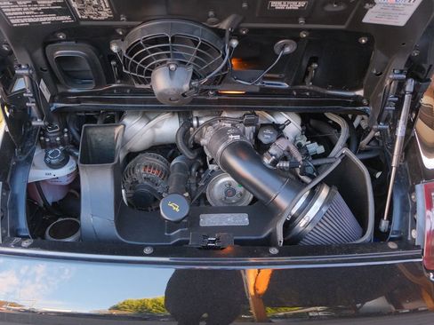 Used 2006 Porsche 911 Carrera 4S image 9