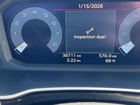 Used 2024 Audi Q3 2.0T Premium image 41