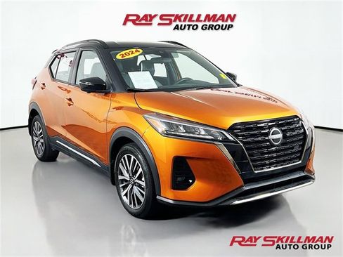 Used 2024 Nissan Kicks SR w/ SR Premium Package image 1