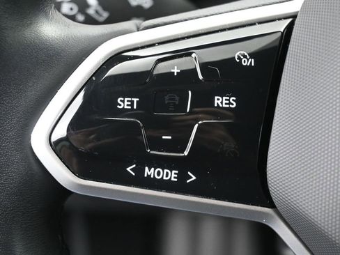 Used 2021 Volkswagen ID.4 Pro S AWD/4WD image 16