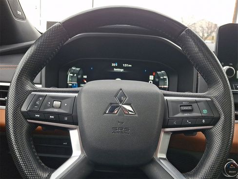 Used 2022 Mitsubishi Outlander SEL image 20