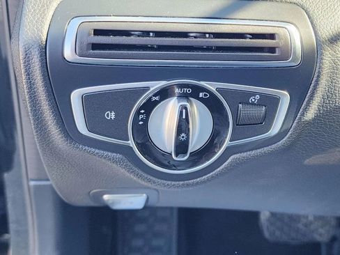 Used 2017 Mercedes-Benz C 300 C 300 4MATIC Sedan 4D image 19