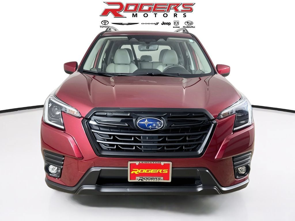 Certified 2024 Subaru Forester Premium AWD/4WD image 2