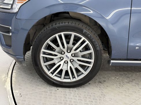 Used 2022 Ford Expedition Max Platinum RWD image 13