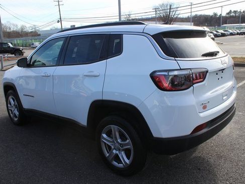 Used 2023 Jeep Compass Latitude w/ Convenience Group image 28