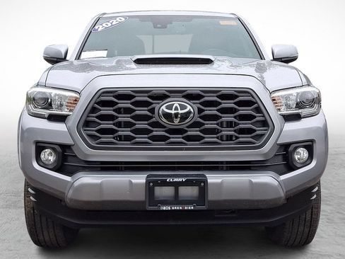 Used 2020 Toyota Tacoma TRD Sport w/ Technology Package AWD/4WD image 2