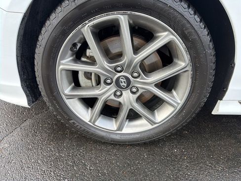 Used 2018 Hyundai Sonata Limited image 9