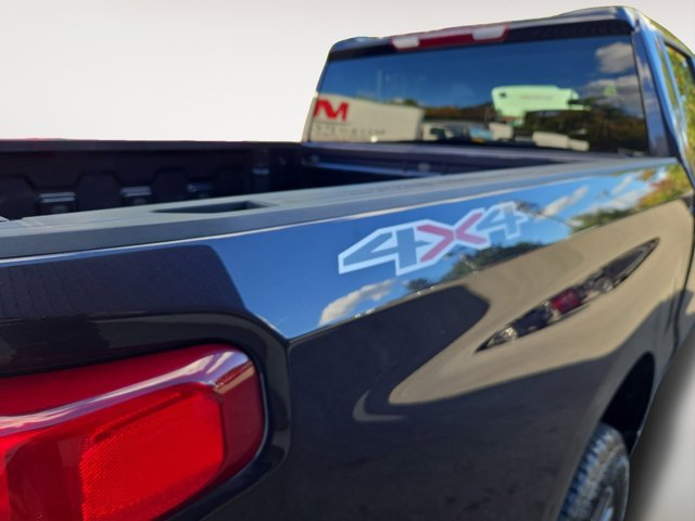 Used 2024 Chevrolet Silverado 1500 LT AWD/4WD image 10