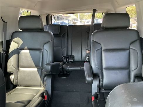 Used 2019 GMC Yukon SLT AWD/4WD image 18