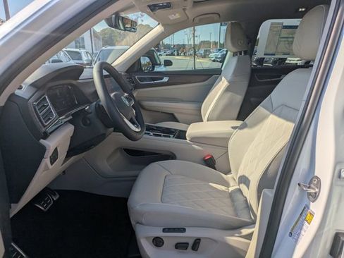 New 2026 Volkswagen Atlas SEL Premium R-Line image 21