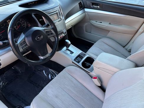 Used 2014 Subaru Outback 2.5i Premium image 13