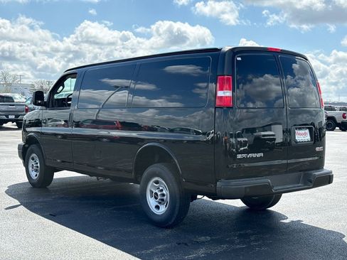New 2026 GMC Savana 2500 w/ Driver Convenience Package image 6