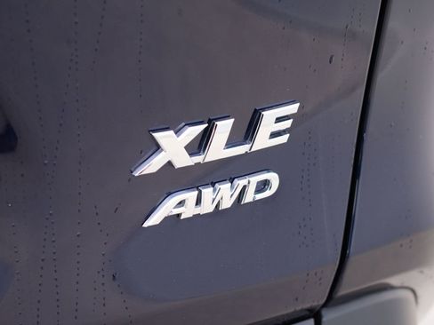 Used 2025 Toyota RAV4 XLE Premium image 29