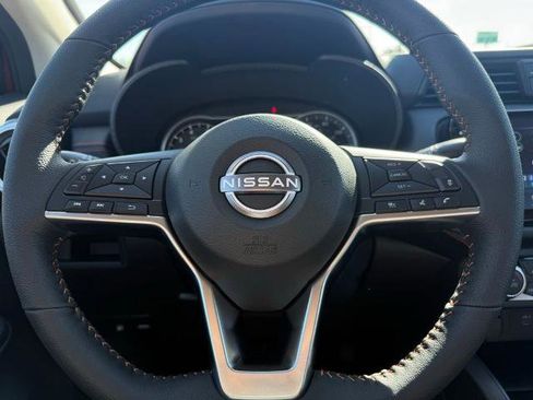 New 2025 Nissan Versa SR w/ Trunk Package image 21