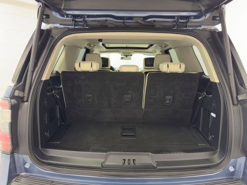 Used 2020 Ford Expedition Platinum image 30
