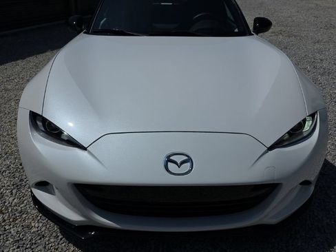 Certified 2024 MAZDA MX-5 Miata Club RWD image 12
