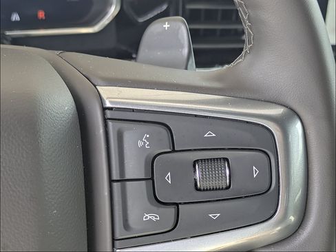 Used 2026 Chevrolet Silverado 1500 LT w/ Safety Package RWD image 21