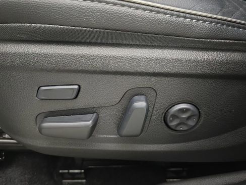 Used 2023 Hyundai Santa Fe Limited w/ Cargo Package image 13