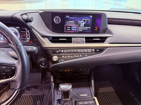 Used 2021 Lexus ES 300h w/ Premium Package image 24