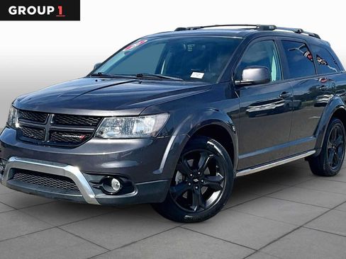 Used 2020 Dodge Journey Crossroad FWD image 1