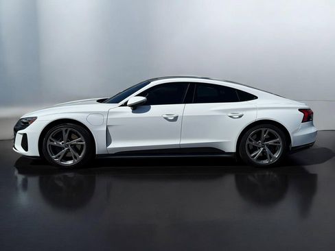 Used 2022 Audi e-tron GT Premium Plus image 8