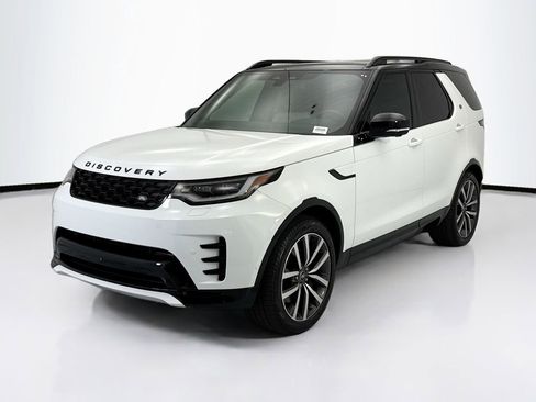 Used 2024 Land Rover Discovery Dynamic SE AWD/4WD image 1