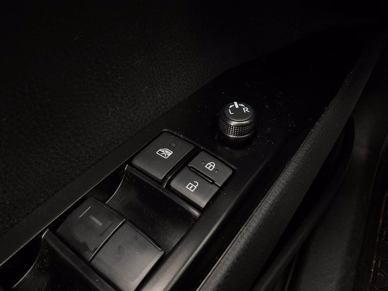Used 2026 Toyota Camry LE FWD image 23