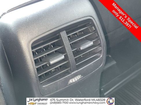 Used 2021 Ford Escape SE w/ Cold Weather Package FWD image 21