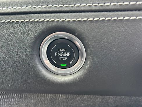 Used 2025 Cadillac Escalade V AWD/4WD image 33