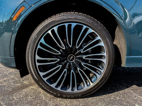 Used 2026 Lincoln Aviator Black Label w/ Dynamic Handling Package AWD/4WD image 34