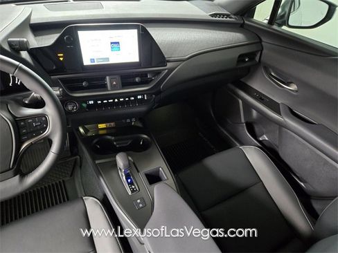 New 2026 Lexus UX 300h FWD image 15