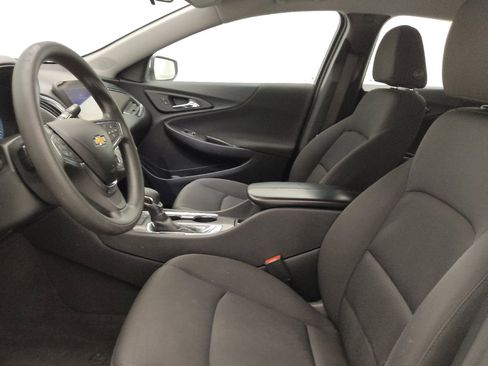 Used 2021 Chevrolet Malibu LT FWD image 17