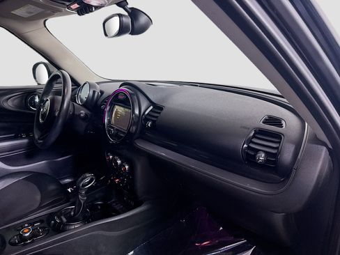 Used 2017 MINI Cooper Clubman ALL4 image 29