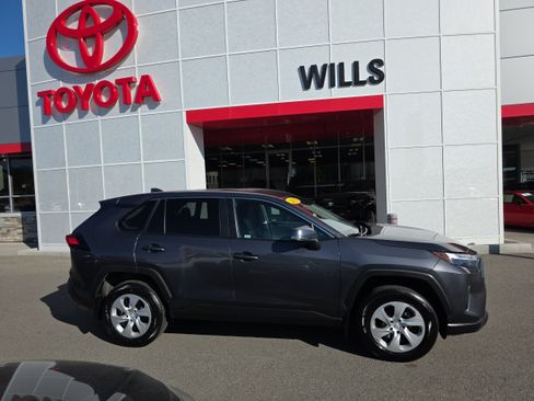 Used 2025 Toyota RAV4 LE FWD image 1