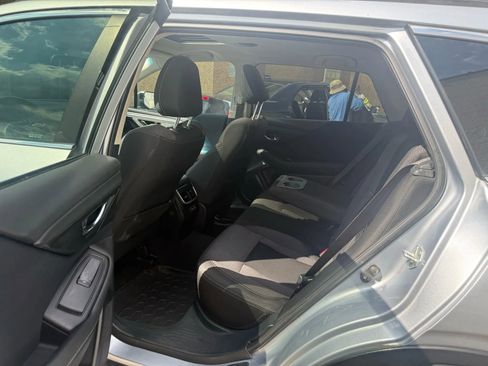 Used 2022 Subaru Outback Premium AWD/4WD image 29