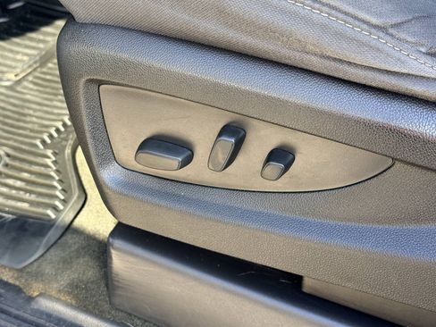 Used 2017 Chevrolet Silverado 1500 LT w/ All Star Edition AWD/4WD image 22
