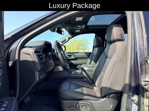 Used 2024 Chevrolet Tahoe RST w/ Luxury Package AWD/4WD image 8