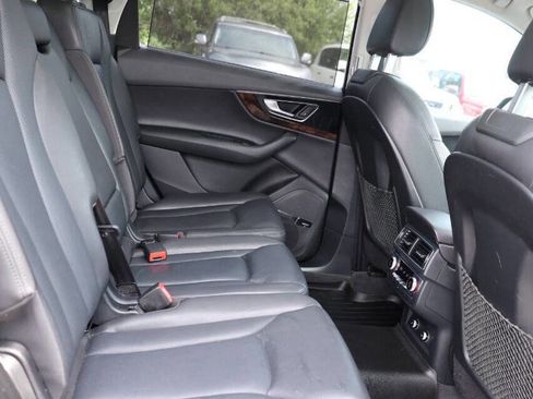 Used 2018 Audi Q7 3.0T Premium Plus w/ Premium Plus Package image 16