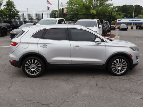Used 2018 Lincoln MKC Reserve FWD image 11
