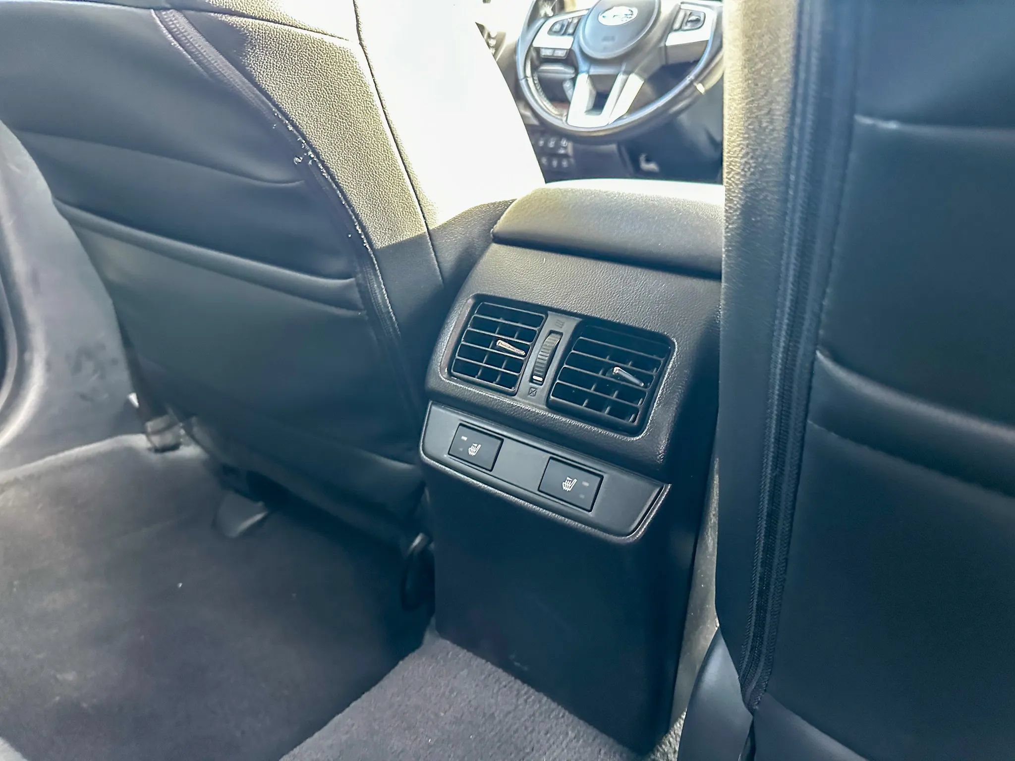 Used 2016 Subaru Outback 3.6R Limited AWD/4WD image 36