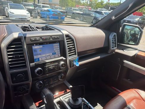 Used 2019 Ford F150 King Ranch w/ Equipment Group 601A Luxury AWD/4WD image 11