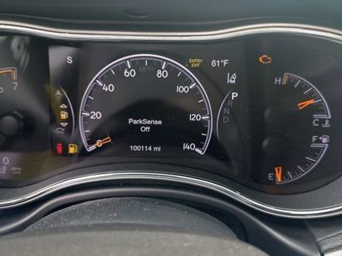 Used 2018 Jeep Grand Cherokee Overland image 13