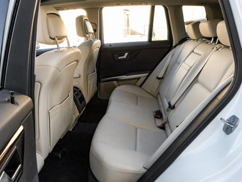 Used 2013 Mercedes-Benz GLK 350 GLK 350 image 38