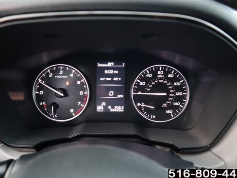 Used 2023 Subaru Outback Premium image 19