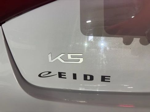 Used 2025 Kia K5 GT-Line AWD/4WD image 29