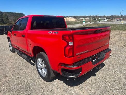 Used 2022 Chevrolet Silverado 1500 Custom AWD/4WD image 9