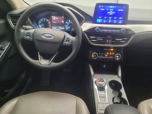 Used 2020 Ford Escape SE FWD image 22