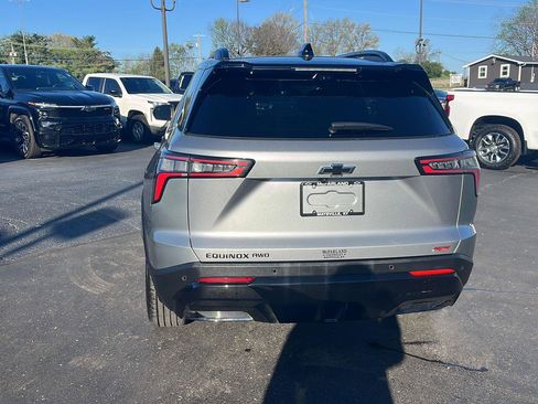 Used 2025 Chevrolet Equinox RS w/ Safety and Technology Package image 4