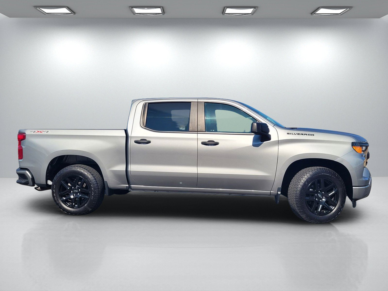 Used 2023 Chevrolet Silverado 1500 Custom w/ LPO, Dark Essentials Package AWD/4WD image 3